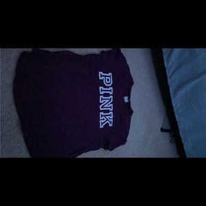 pink t-shirt